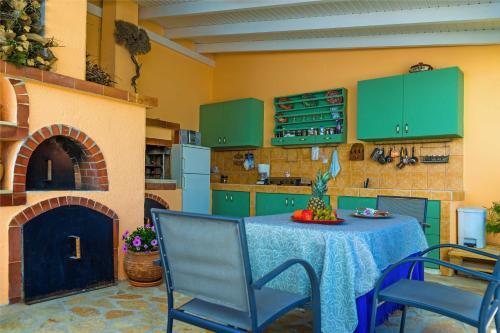 Apartamento Bbq-balcony-42mbps-king-backyard-full Kitchen-2