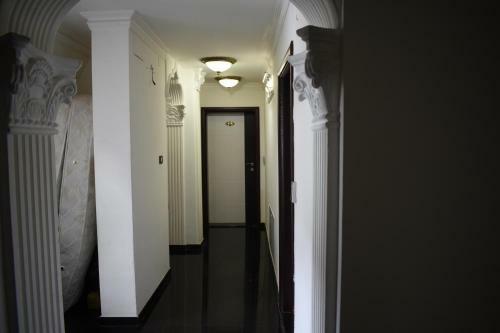 Hotel Golden Place