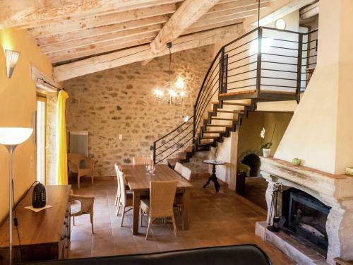 Villa - Fraiss�-des-corbi�res