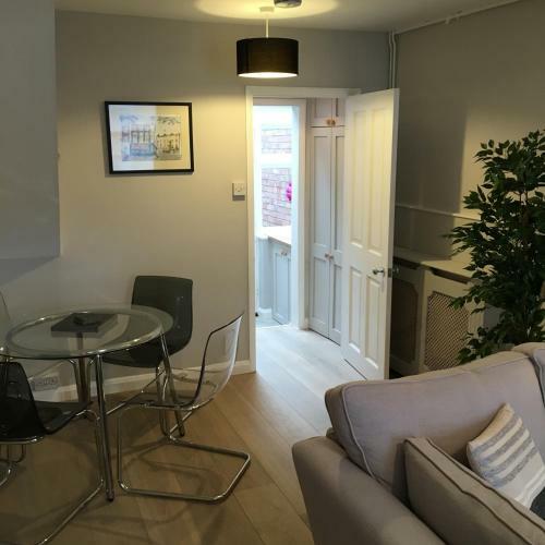 32 Nelson Street Holiday Home