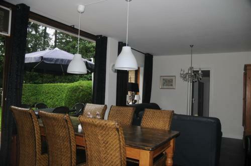 Holiday Home Eekhoornbosch