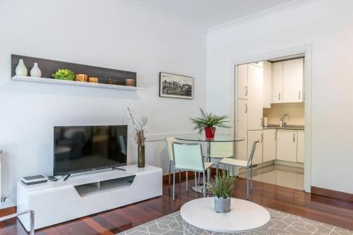 Boulevard Apartment By Sanserent