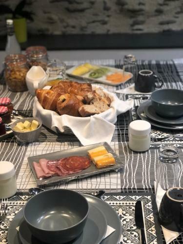 Bed & Breakfast Maison De Vacances A Brambuan