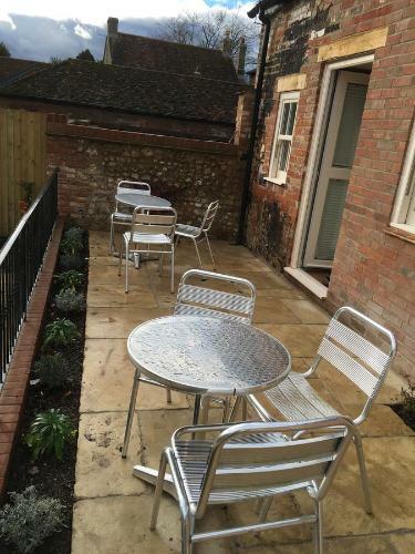 Posada Greyhound Inn Wilton