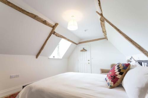 Bed & Breakfast The Holford Arms