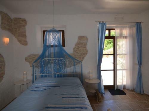 Mountain View Apartment In Pergola With Pool