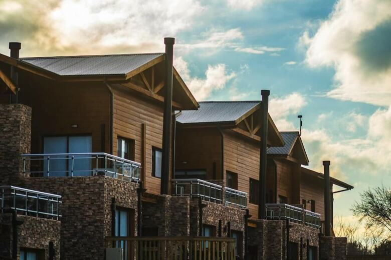 Blackstone Country Villages Hotel