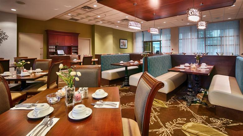 Best Western Plus The Arden Park Hotel