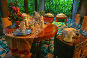 Hotel Ban Sabai Village Resort And Spa