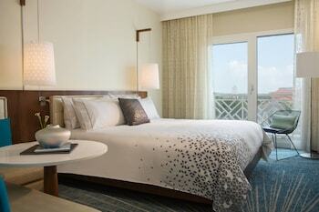 Hotel Renaissance Wind Creek Aruba Resort
