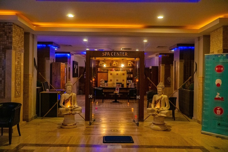 Hotel Royal Atlantis Resort And Spa