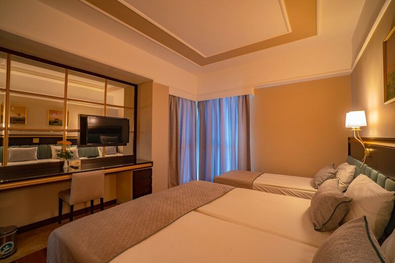 Hotel Royal Atlantis Resort And Spa