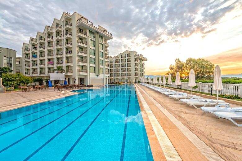 Hotel Royal Atlantis Resort And Spa