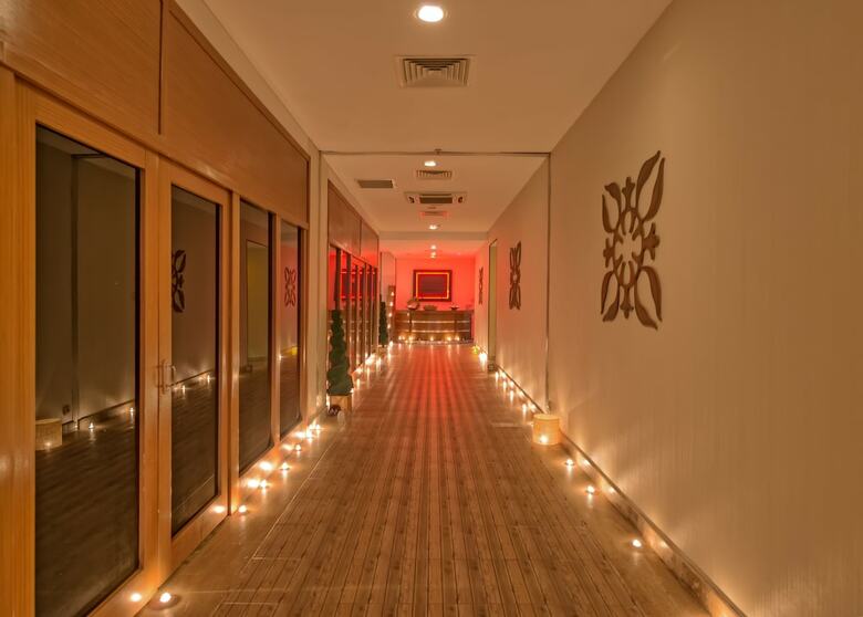 Hotel Royal Atlantis Resort And Spa