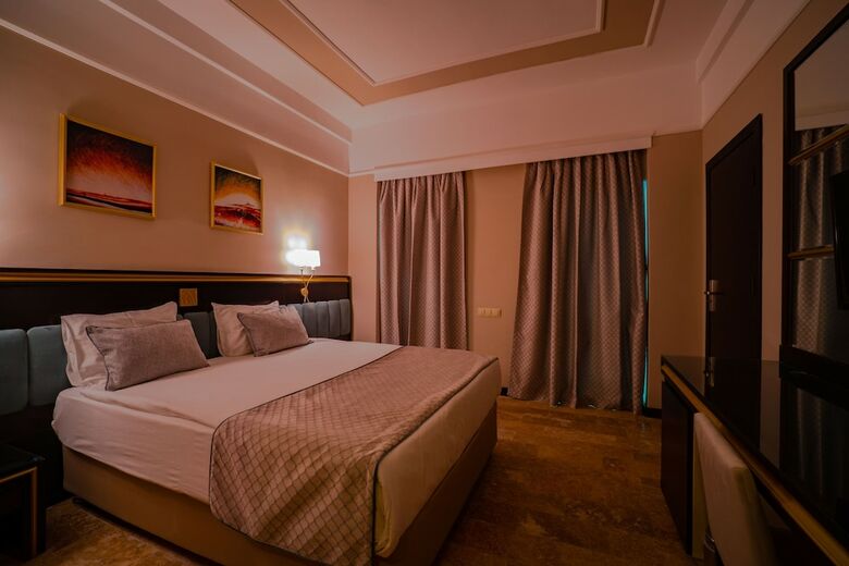 Hotel Royal Atlantis Resort And Spa
