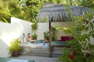 Hotel Meeru Island Resort & Spa