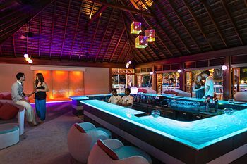 Hotel Meeru Island Resort & Spa