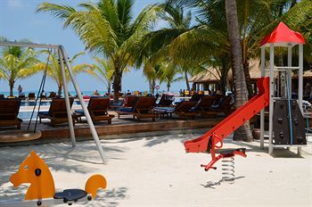Hotel Meeru Island Resort & Spa