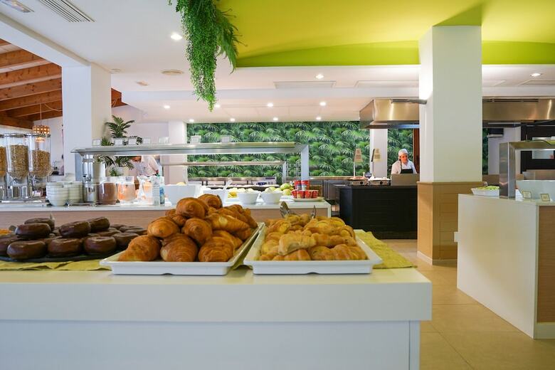 Hotel Houm Plaza Son Rigo