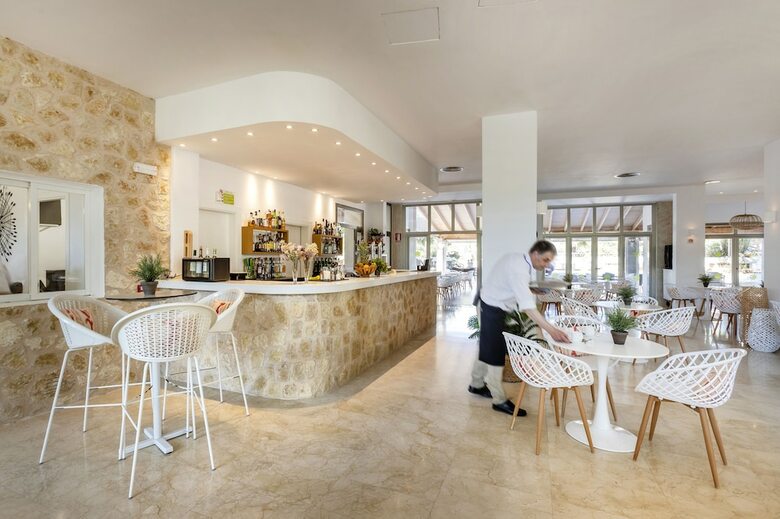 Hotel Houm Plaza Son Rigo