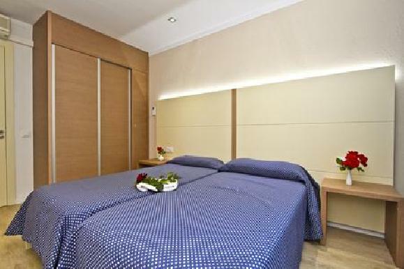 Aparthotel Flora