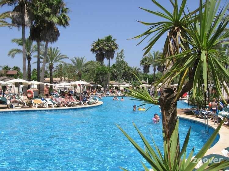 Apartamentos Protur Safari Park