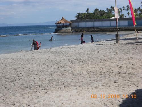 London Beach Resort And Hotel