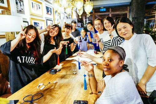 Chengdu Lazybones Hostel Templeside Poshpacker
