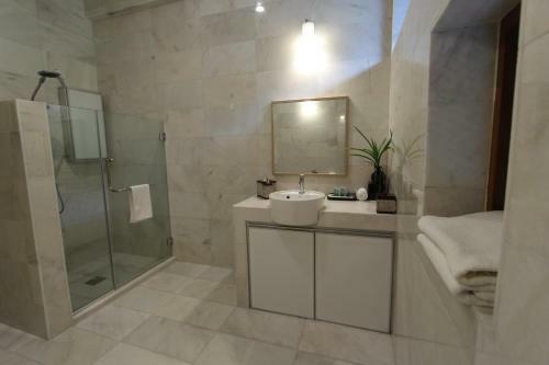 Hotel Harmony Valley Retreat