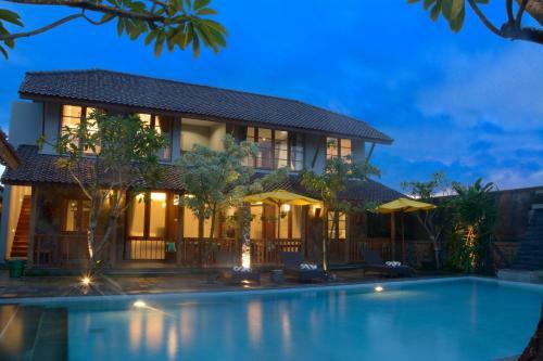 Hotel Warisan Heritage Resort & Resto