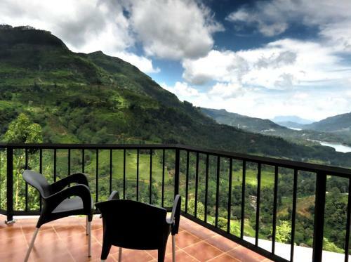 Hotel Thuruliya Lodge