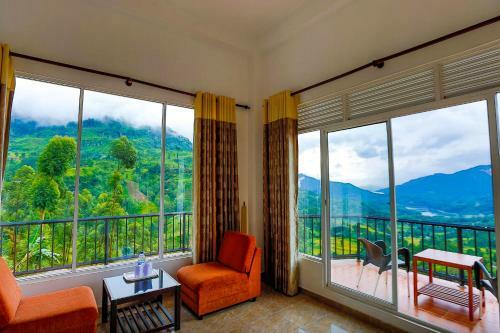Hotel Thuruliya Lodge