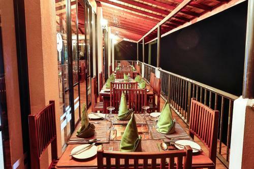 Hotel Thuruliya Lodge