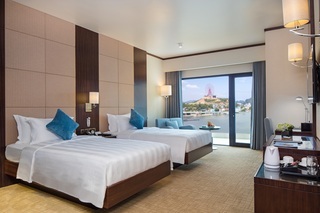 Hotel Wyndham Legend Halong