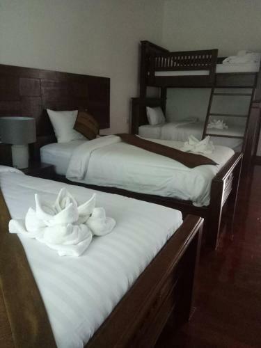 Hostal Bura Phat Resort