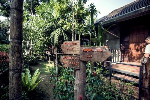 Hostal Bura Phat Resort