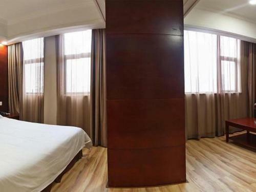 Hotel Elan Nanjing Sanpailou Post And Communications University