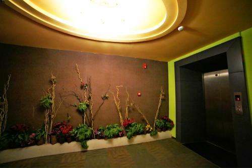 Airport Business Hotel Apartment