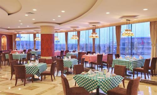 Xinjiang Tianyuan Hotel