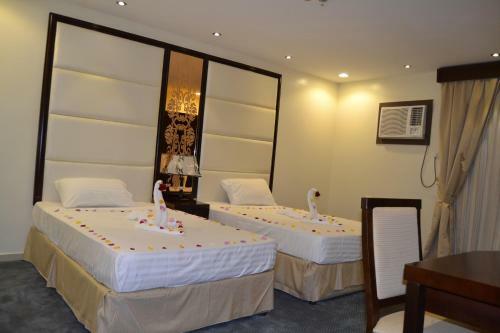 Apartamento Makarm Palm Hotel Suites