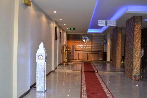 Apartamento Makarm Palm Hotel Suites