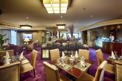 Lavona Hotel