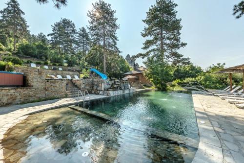 Valentina Castle Hotel & Spa