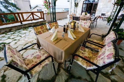 Valentina Castle Hotel & Spa