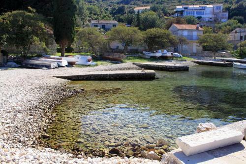 Holiday Home Uvala Rogacic 8889