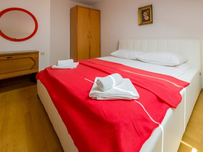 Apartments Mirela