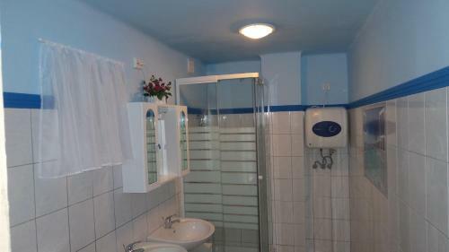 Tiszavir�g Apartmanh�z