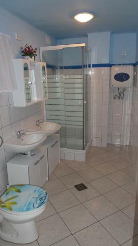 Tiszavir�g Apartmanh�z