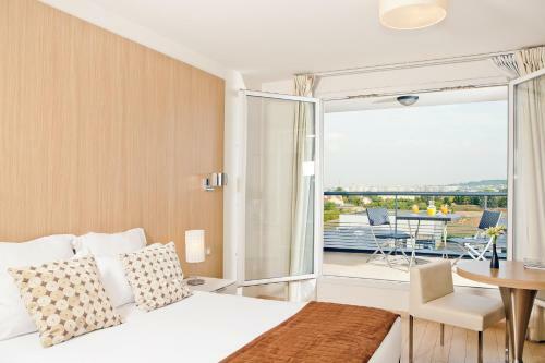 Aparthotel Residhome Carri�res La D�fense