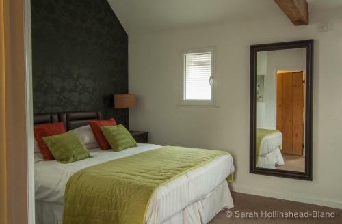 Hostal The Falcon At Hatton